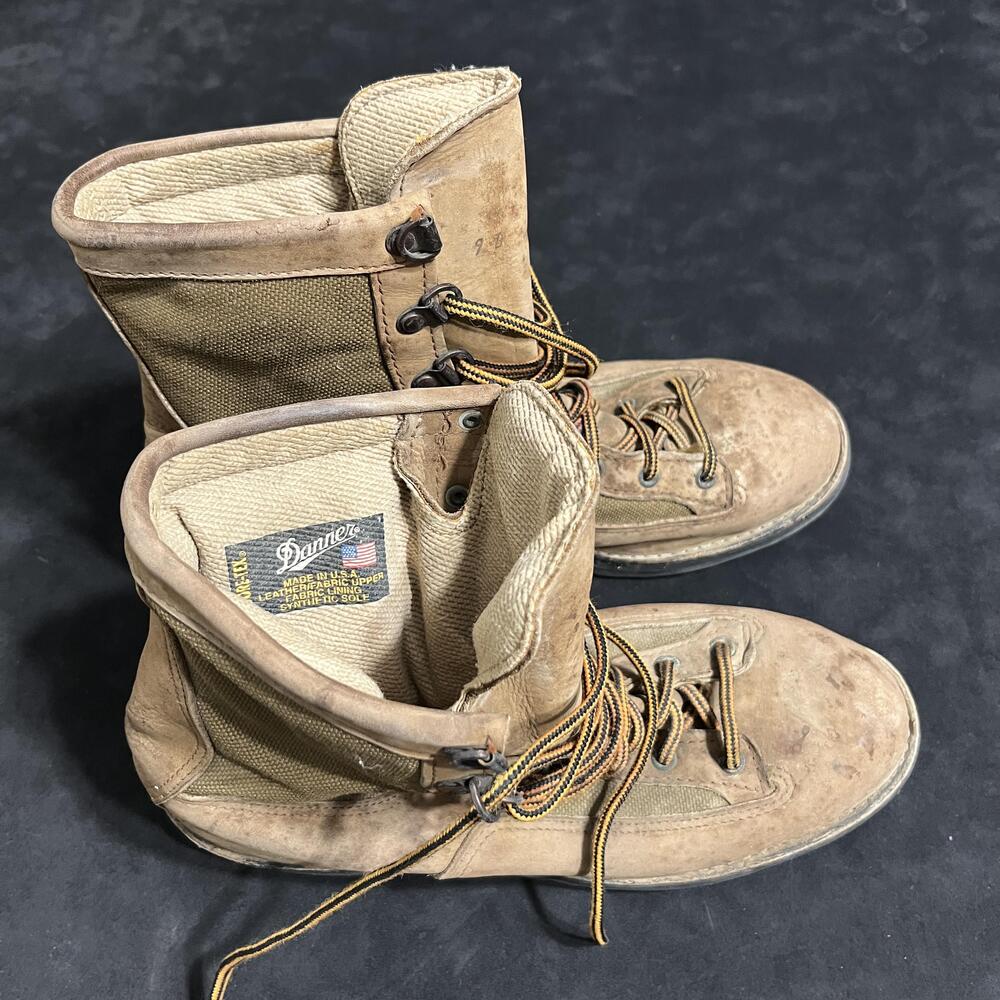 Vintage Danner Gore-Tex Boots Mens Size 9.5 Tan Leather Combat Military USA 80s